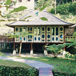 Rumah Pavilliun Bergaya Kontemporer di Bali