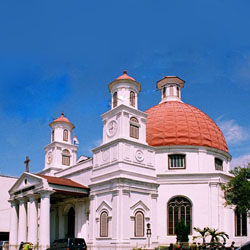 Pesona Gereja Blenduk di Semarang