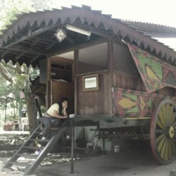 Rumah Gerobak Pelukis Affandi