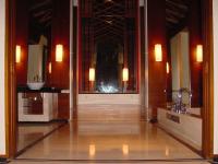 Terrazzo polish pada lantai bathroom villa