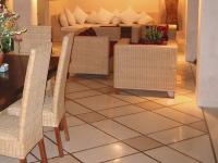 Aplikasi floor patern pada lantai terrazzo